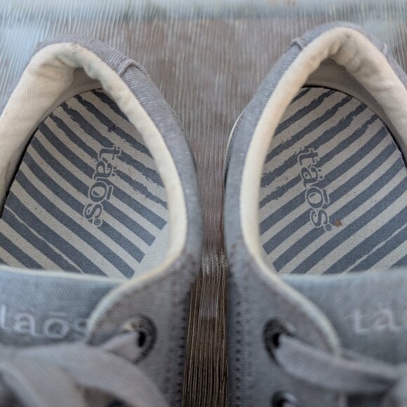 Women's TAOS Plim Soul Gray Canvas Sneaker Shoes Size 8.5 - Picture 9 of 11